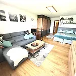 Διαμέρισμα Moderne, 1-zimmer Mit Bergblick *