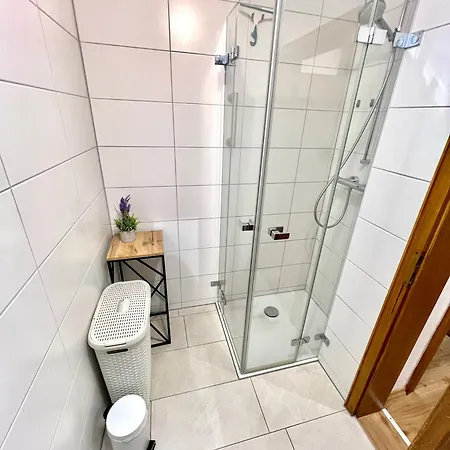 Apartment Moderne, 1-zimmer Mit Bergblick
